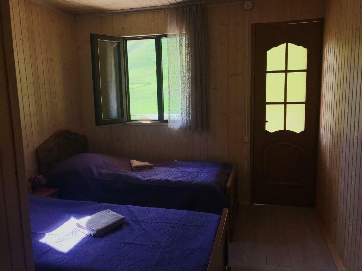 Guesthouse Ivas Ushguli Esterno foto